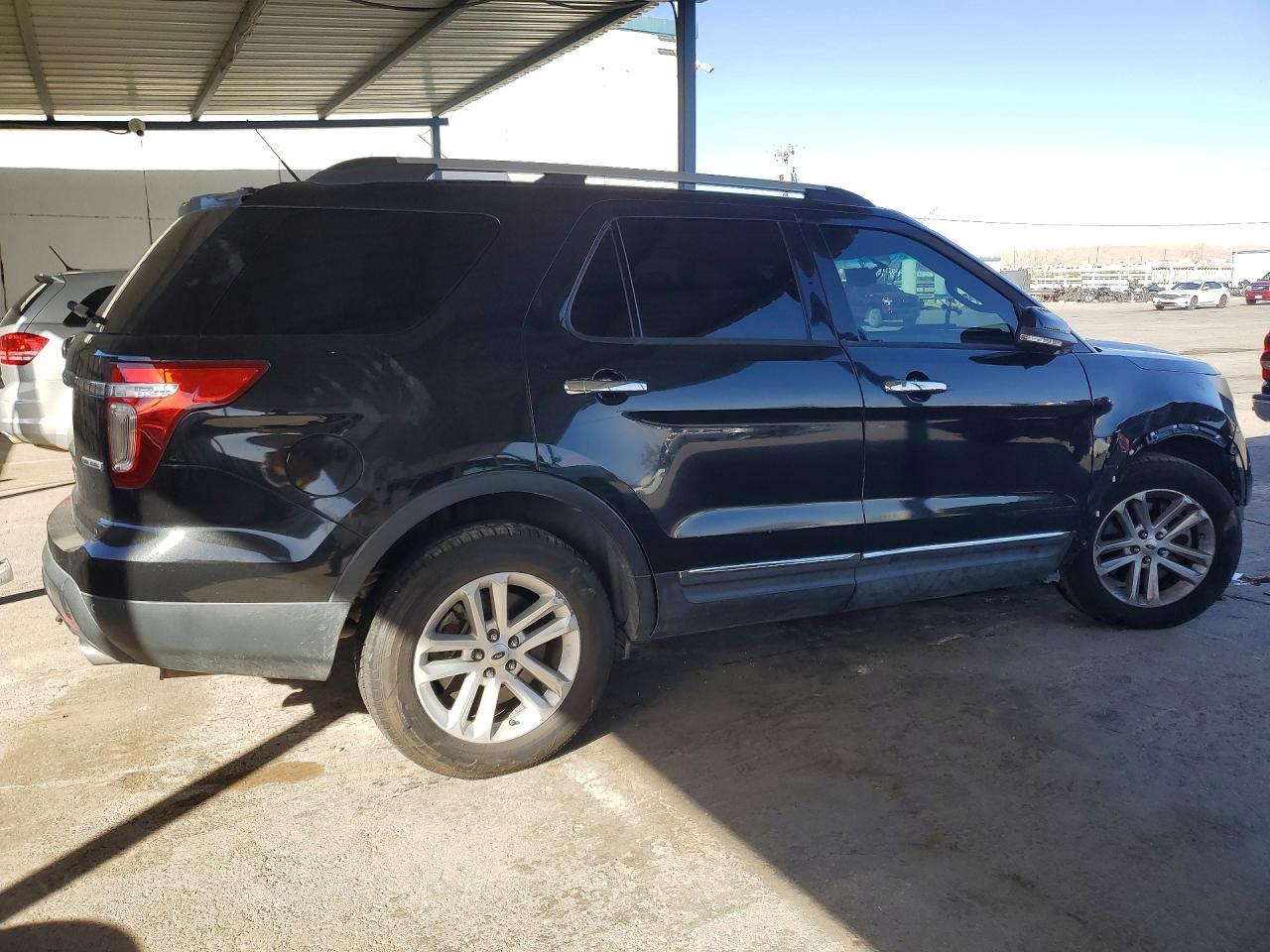 2015 Ford Explor Xlt - Image 3