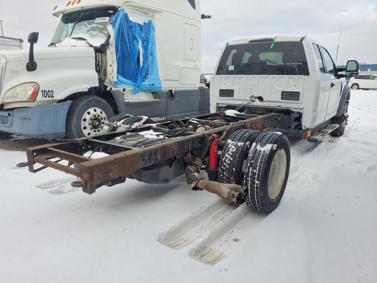 2017 Ford F550 Super Duty - Image 3