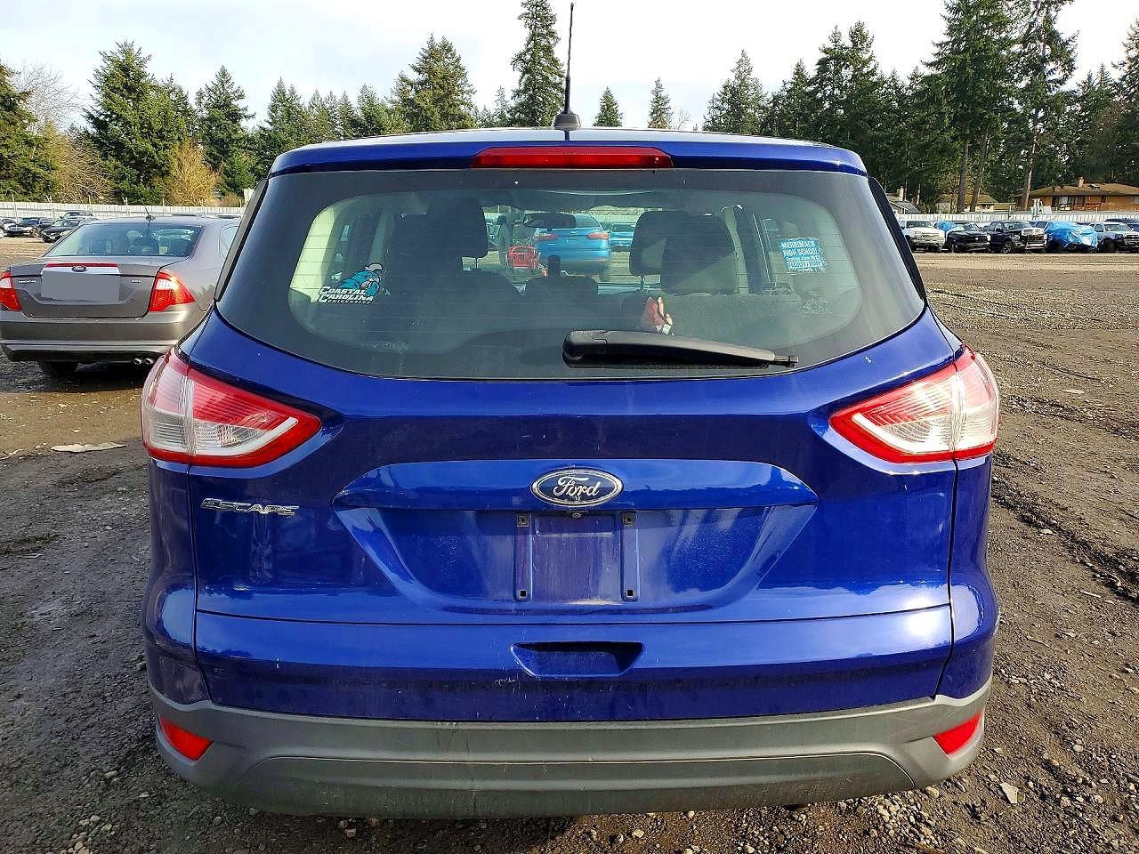 2014 Ford Escape S - Фото 6