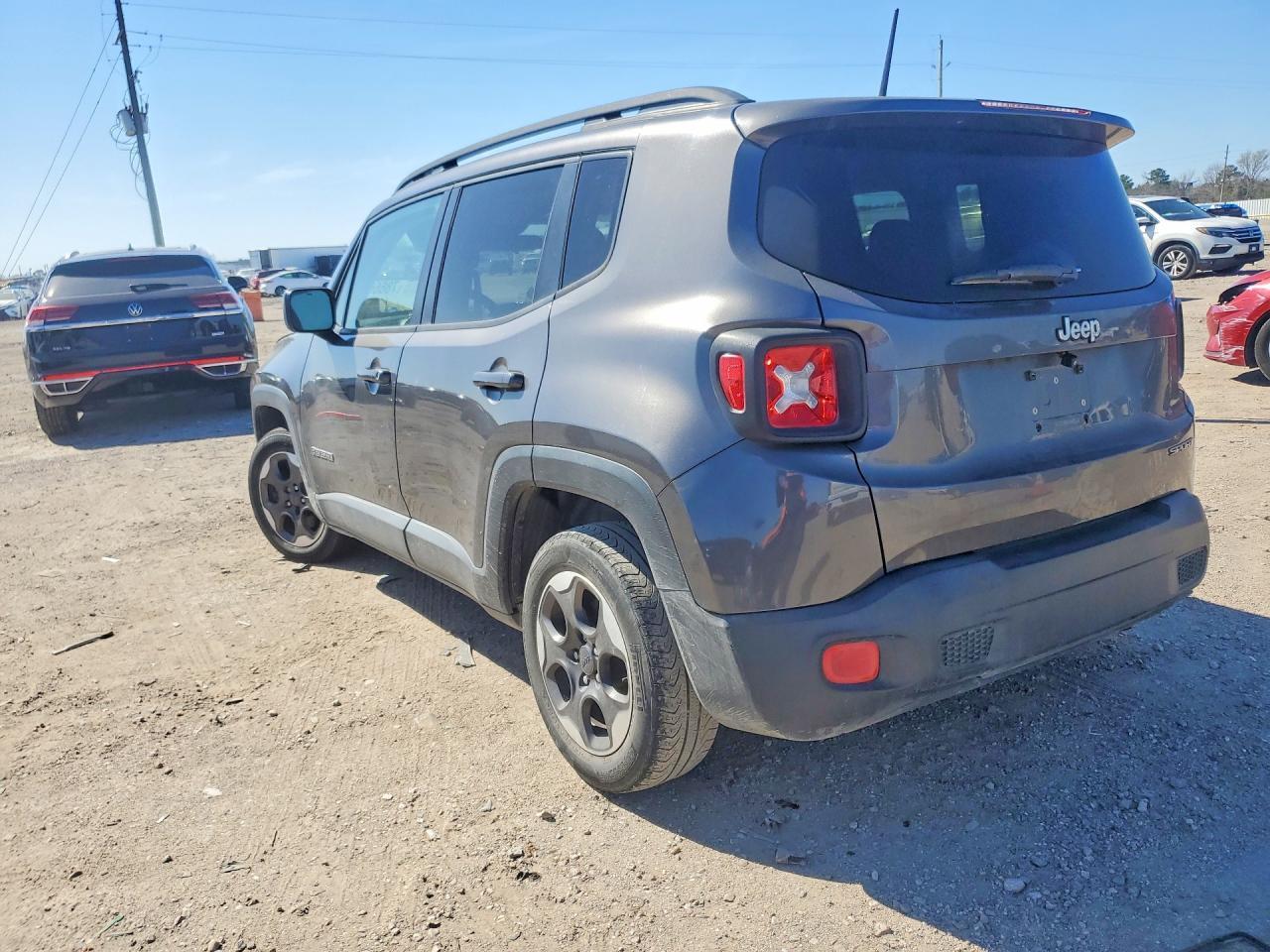 2016 Jeep Renegade Sport - Фото 2