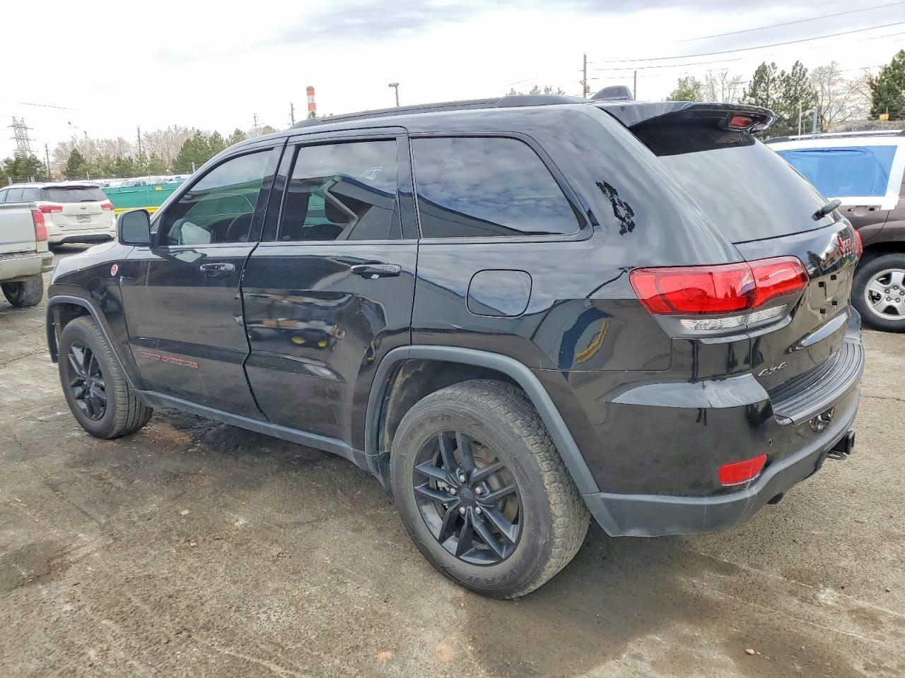 2021 Jeep Grand Cherokee Trailhawk - Фото 2
