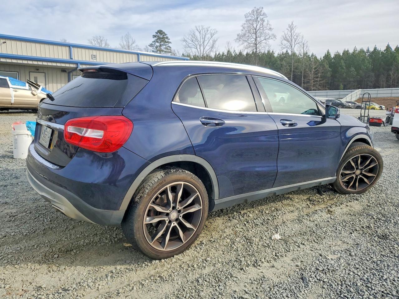2017 Mercedes-Benz Gla 250 - Image 3