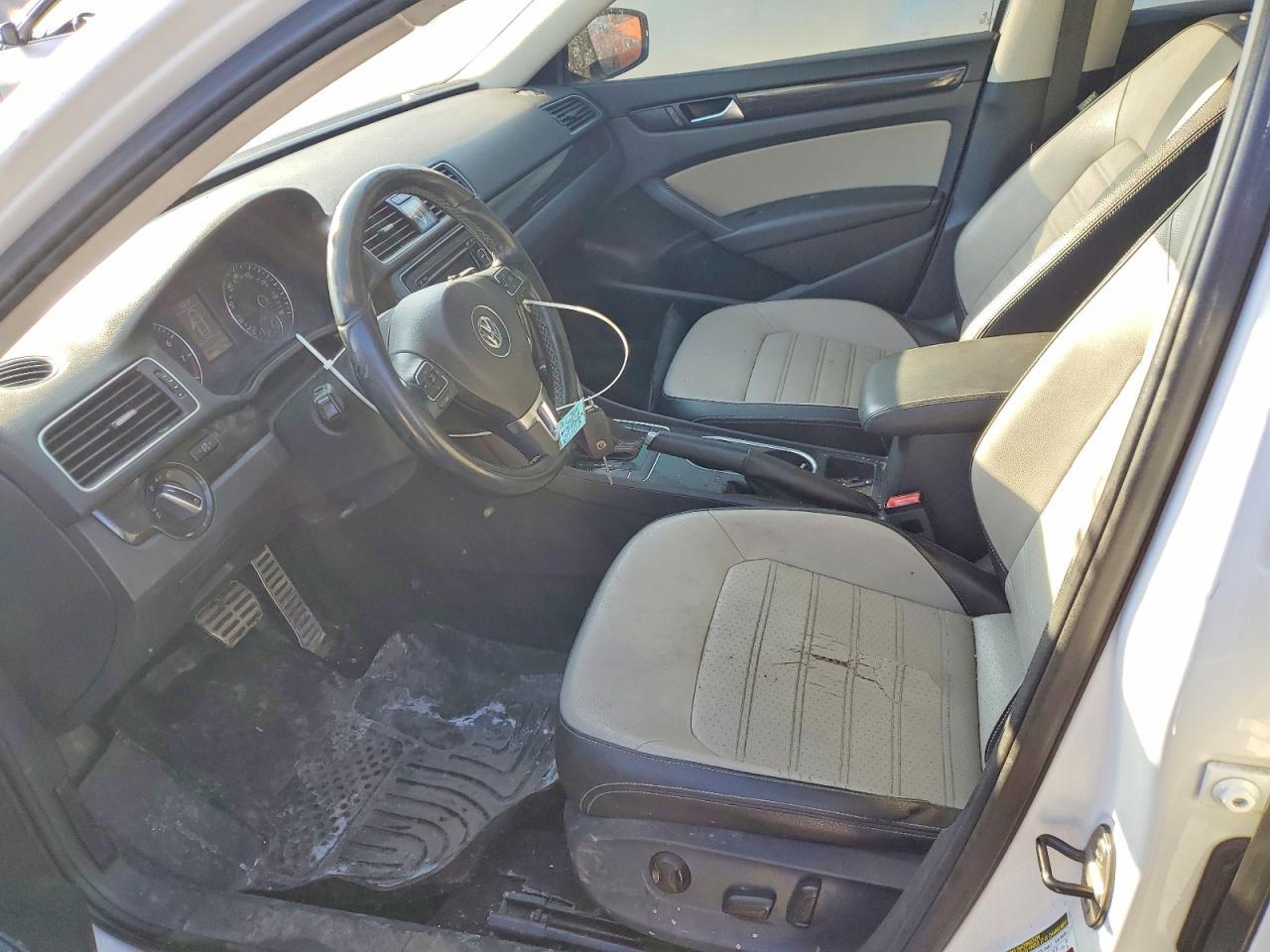 2015 Volkswagen Passat Se - Фото 7