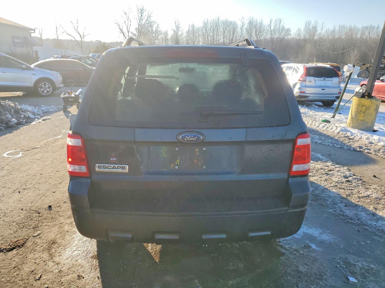 2008 Ford Escape Xls - Фото 6