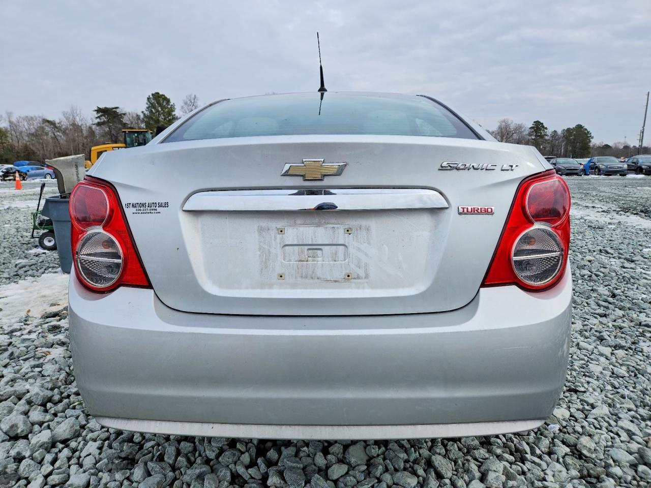 2014 Chevrolet Sonic Lt - Фото 6