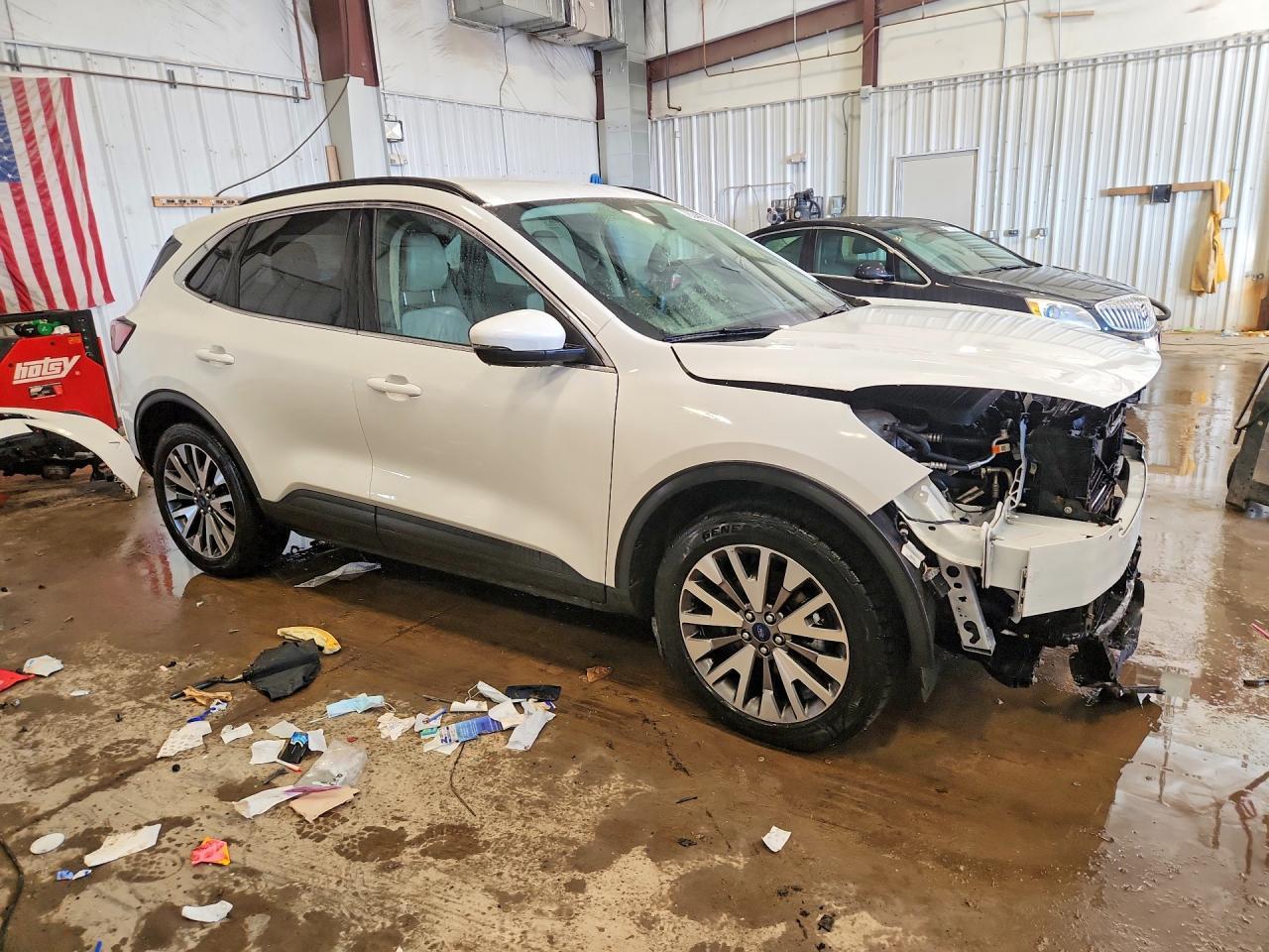 2020 Ford Escape Titanium - Фото 4