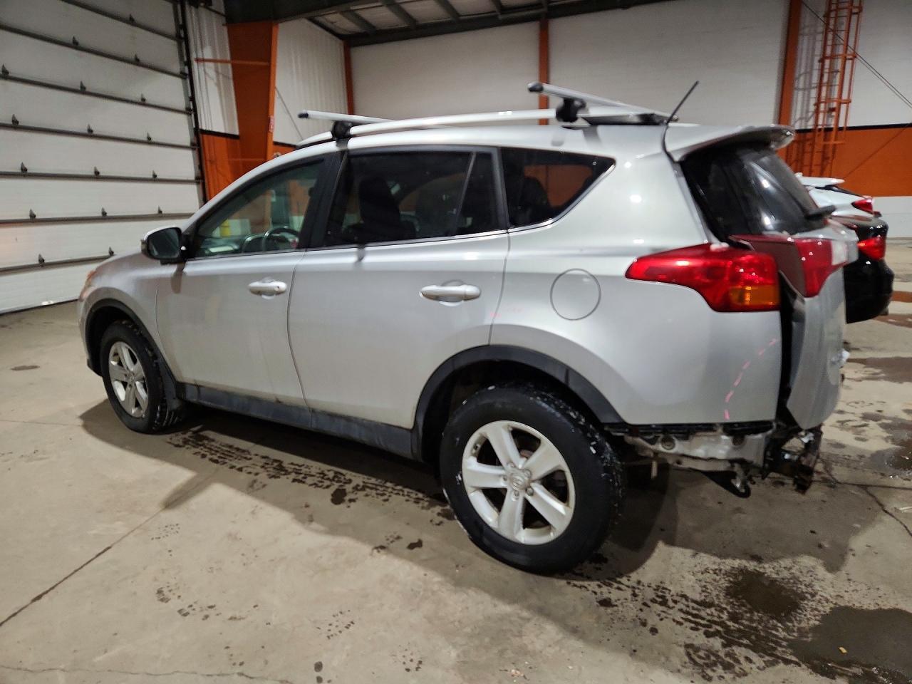 2013 Toyota Rav4 Xle - Image 2