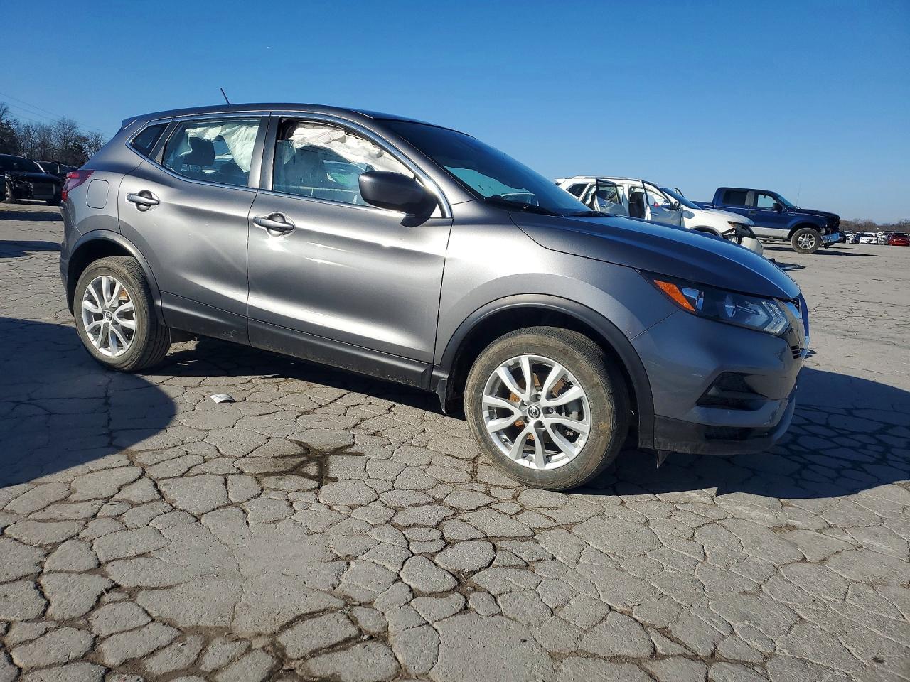 2021 Nissan Rogue Sport S - Фото 4