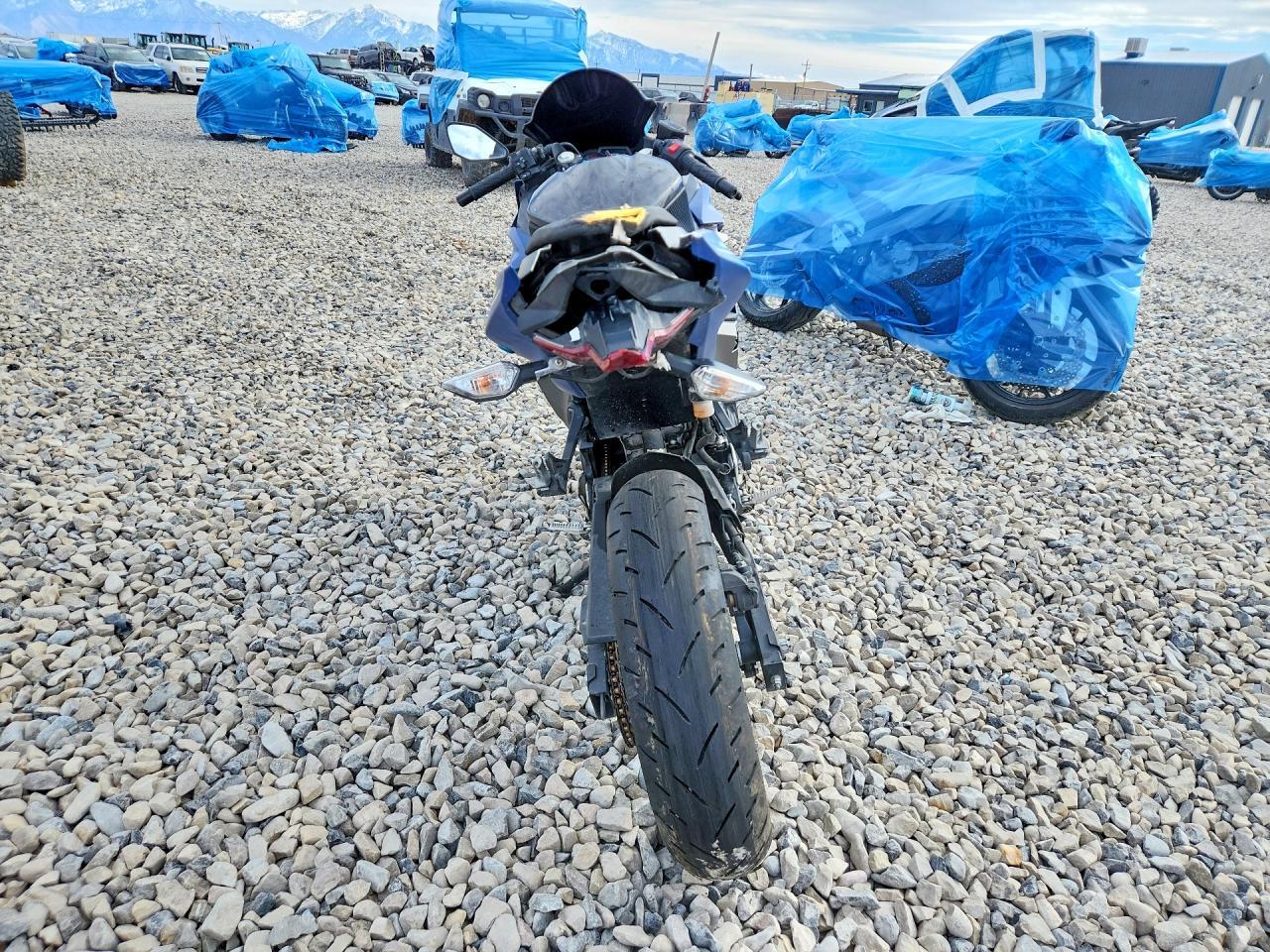 2022 Kawasaki Ex400 - Image 4