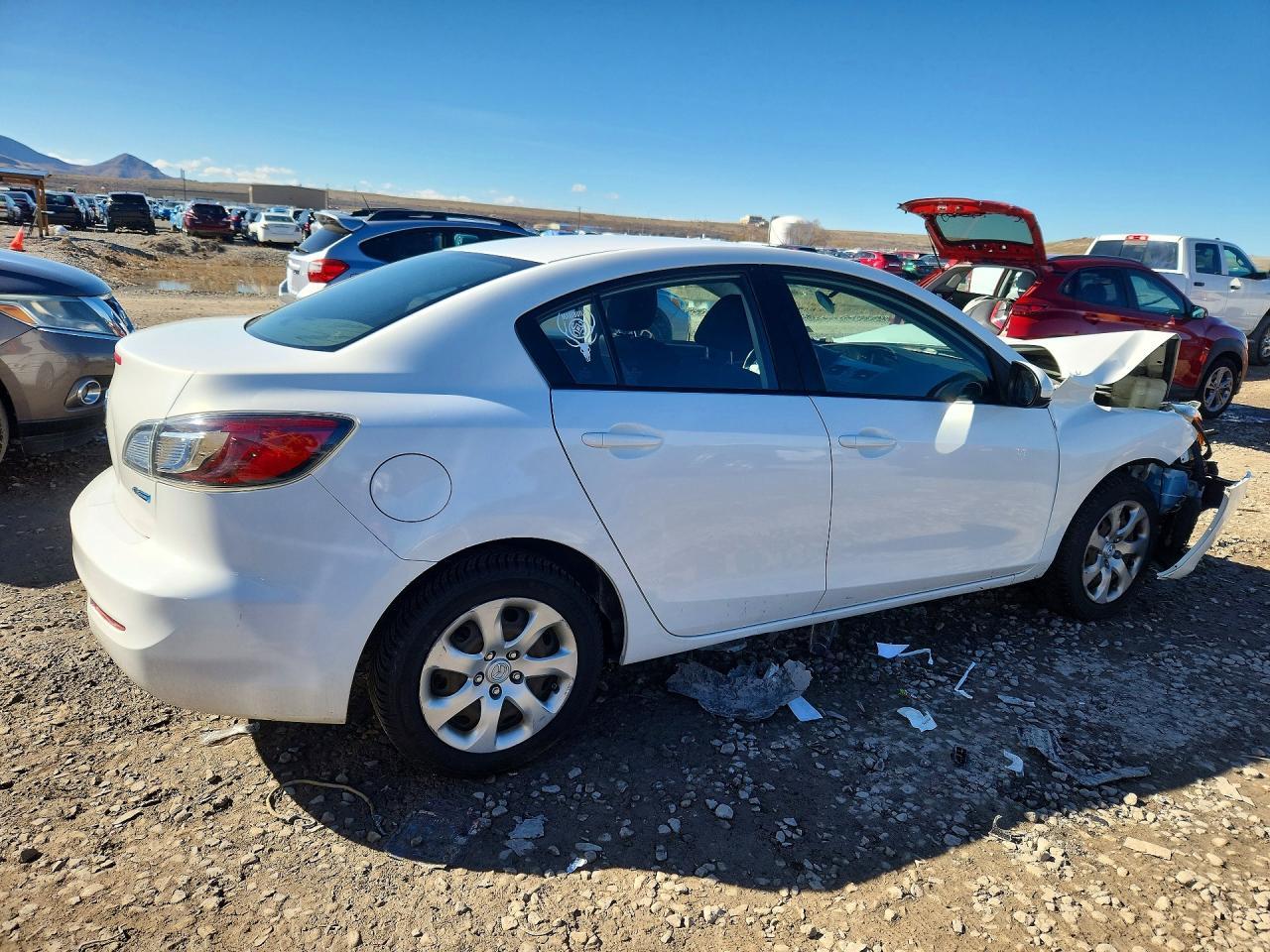 2013 Mazda 3 I - Фото 3