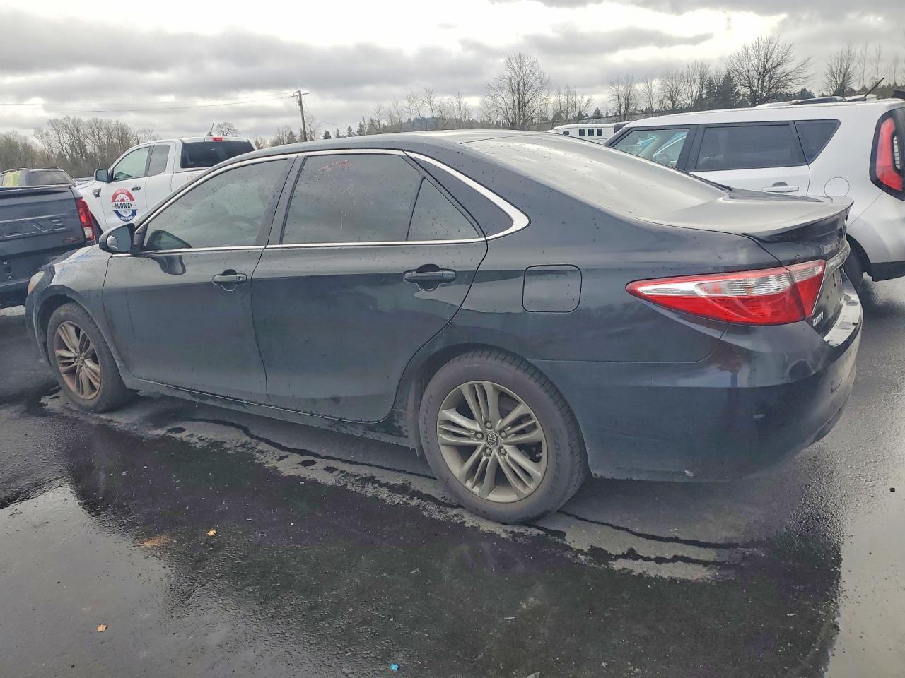 2015 Toyota Camry - Image 2
