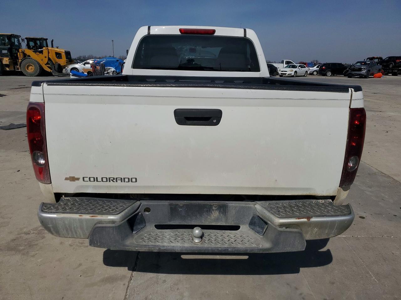 2005 Chevrolet Colorado - Image 6