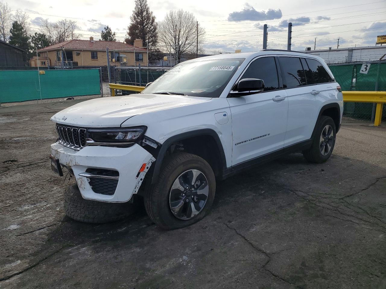 2025 Jeep Grand Cherokee 4Xe