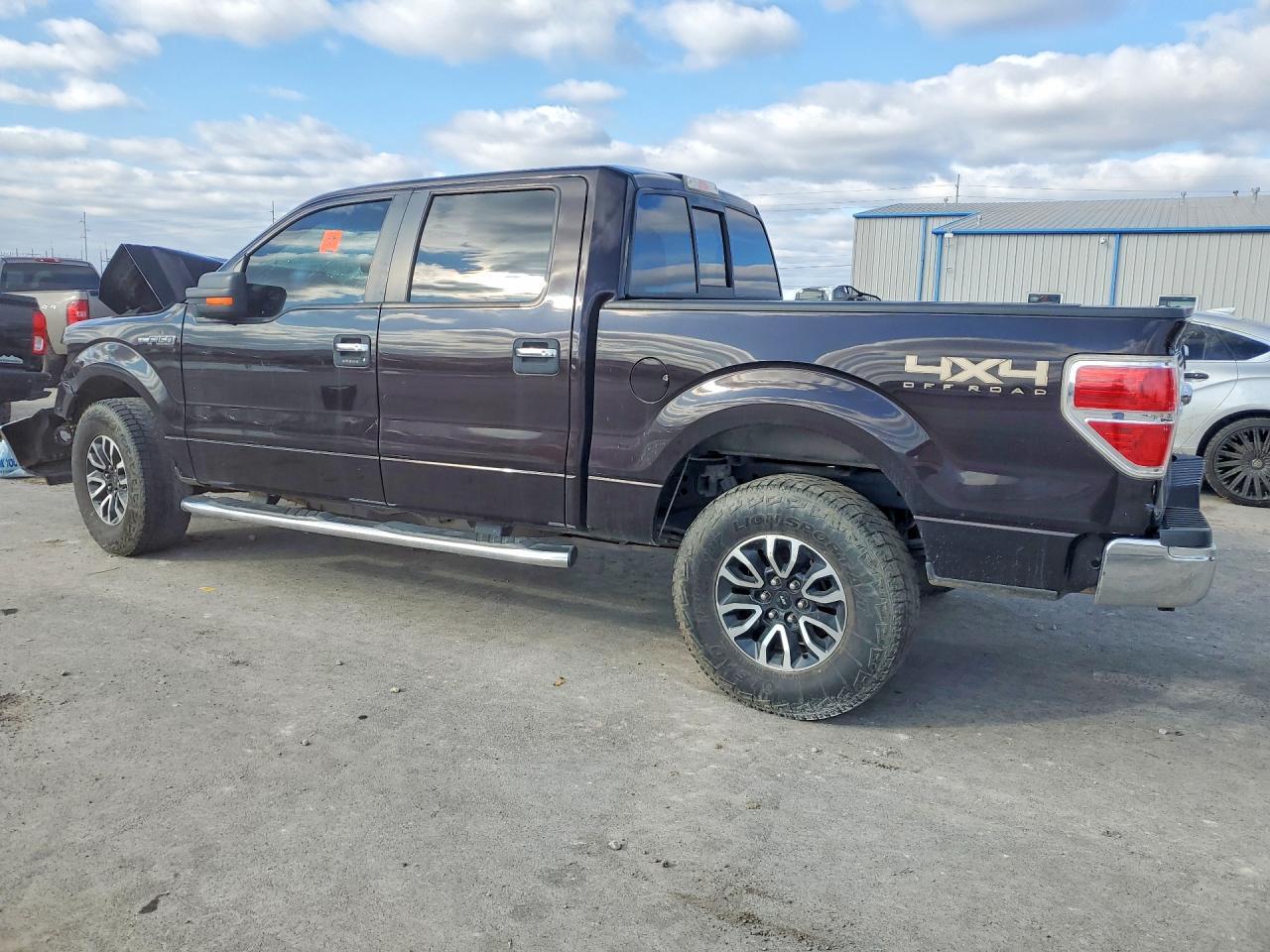 2014 Ford F150 Supercrew - Фото 2