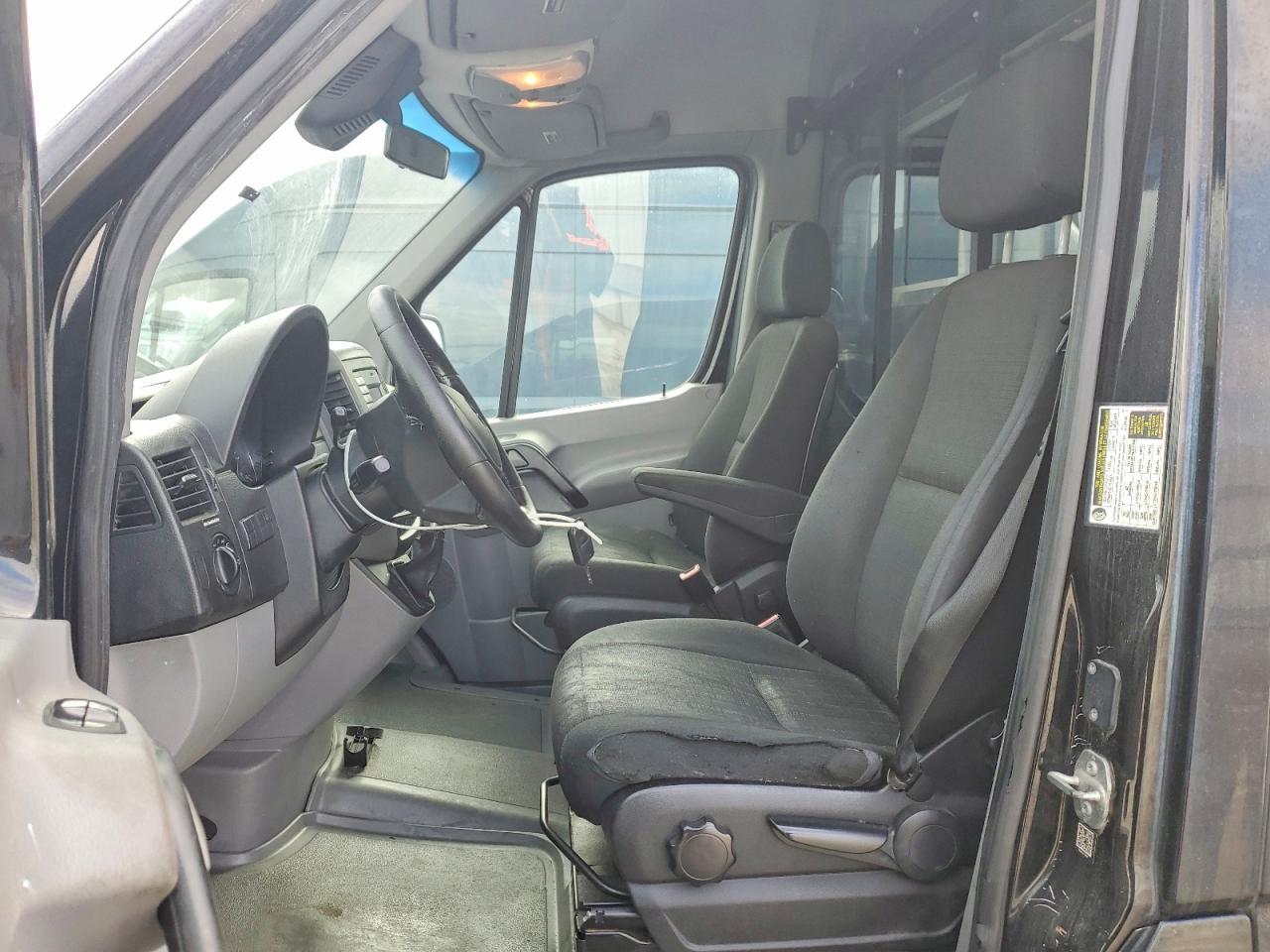 2017 Mercedes-Benz Sprinter 2500 - Фото 7