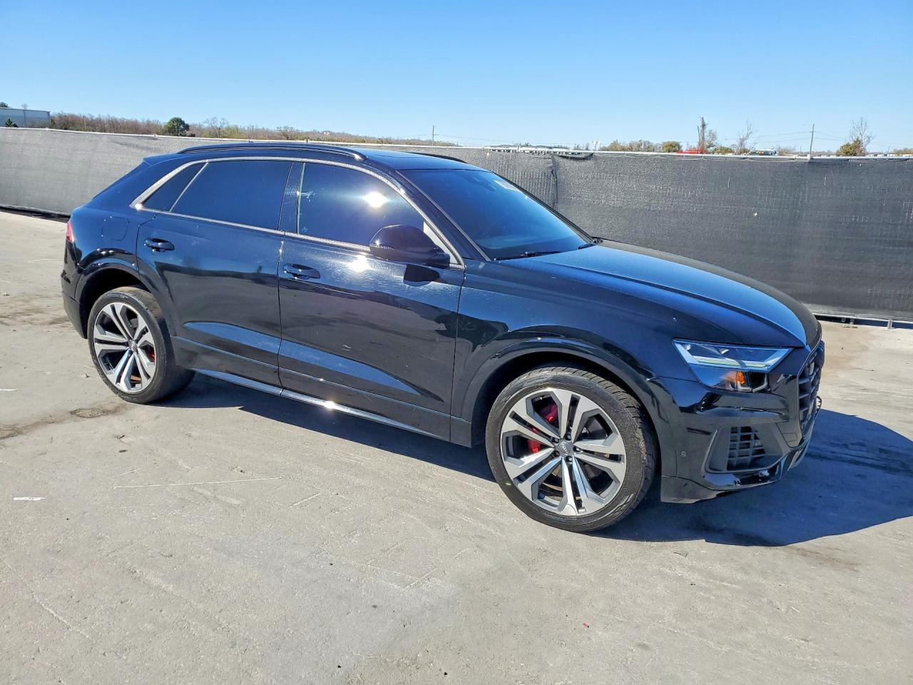 2019 Audi Q8 Premium Plus - Фото 4