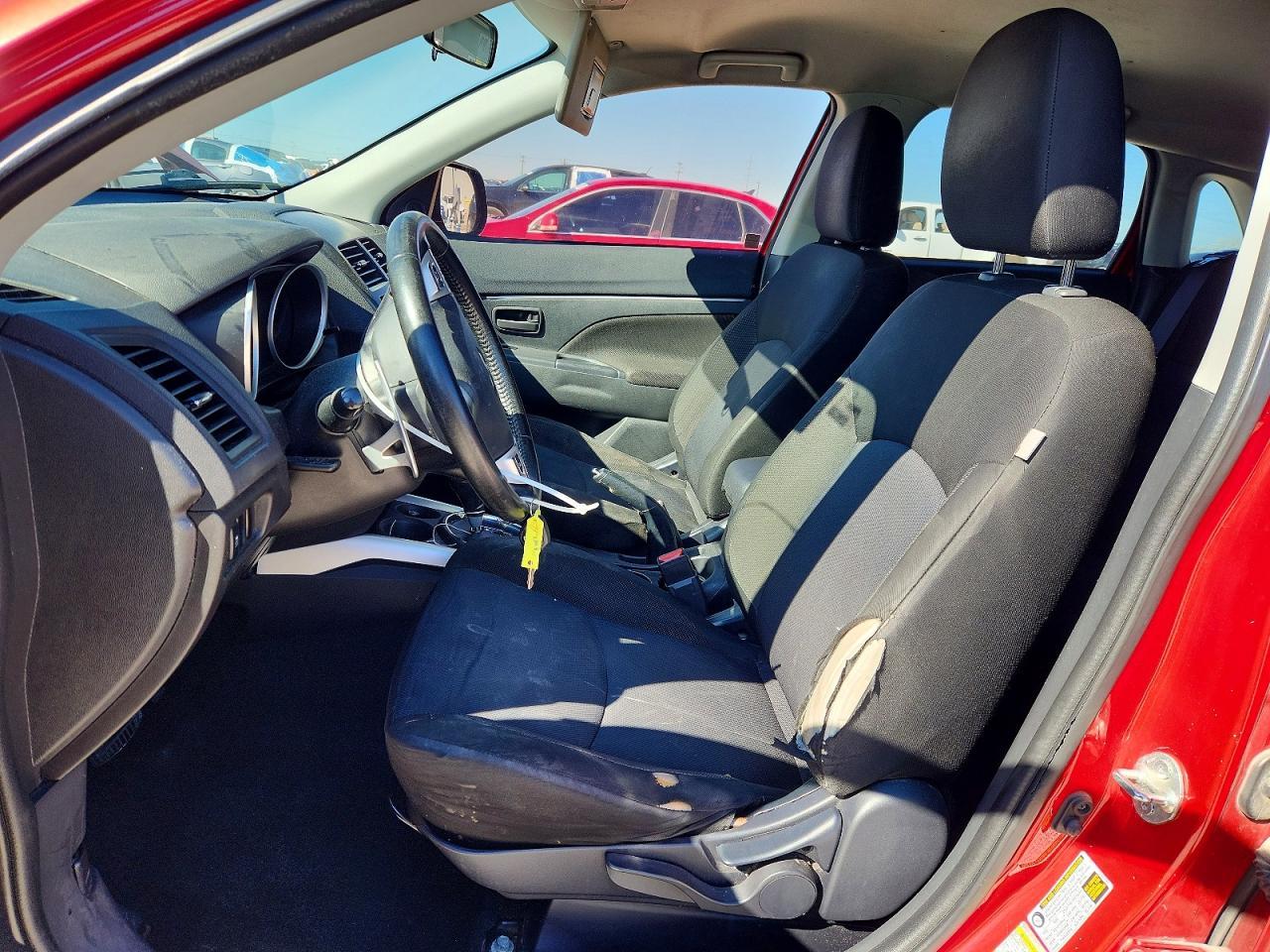 2012 Mitsubishi Outlander Sport Es - Image 7