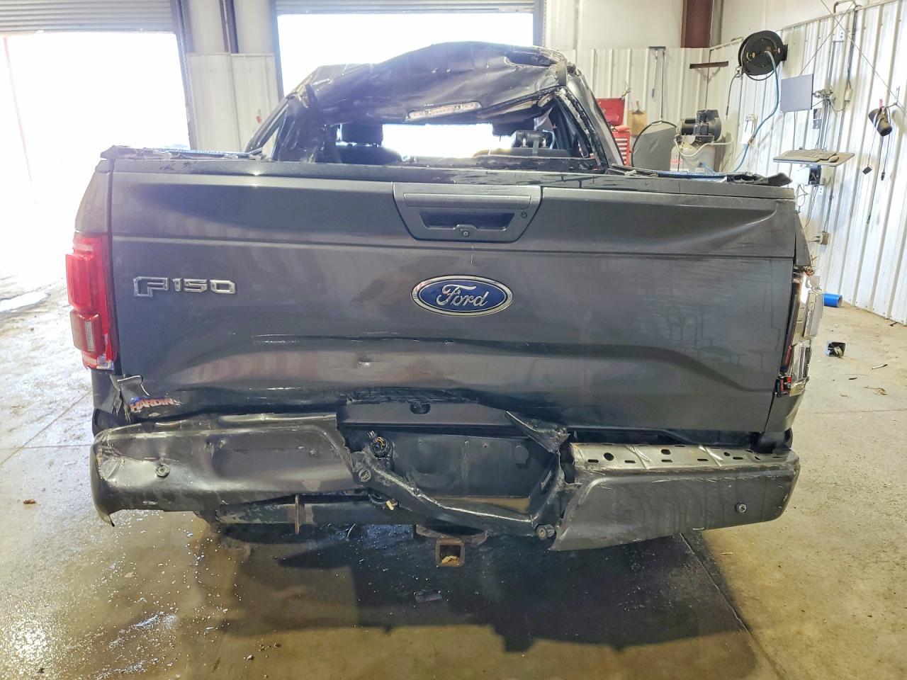2015 Ford F150 Supercrew - Фото 6
