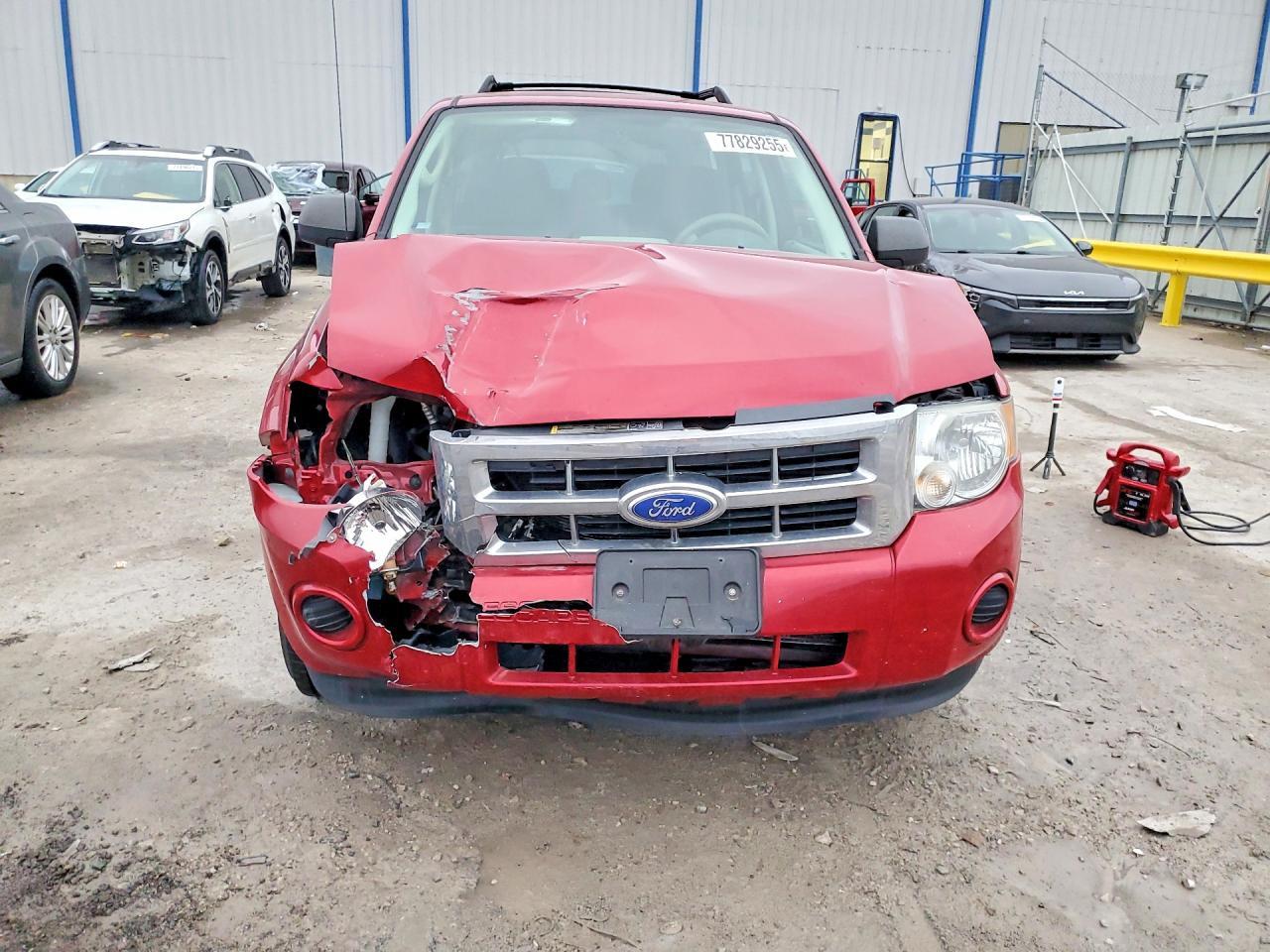 2011 Ford Escape Xls - Фото 5
