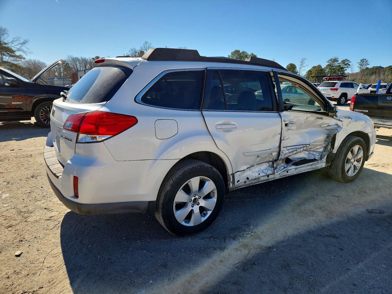 2012 Subaru Outback 2.5I Premium - Image 3