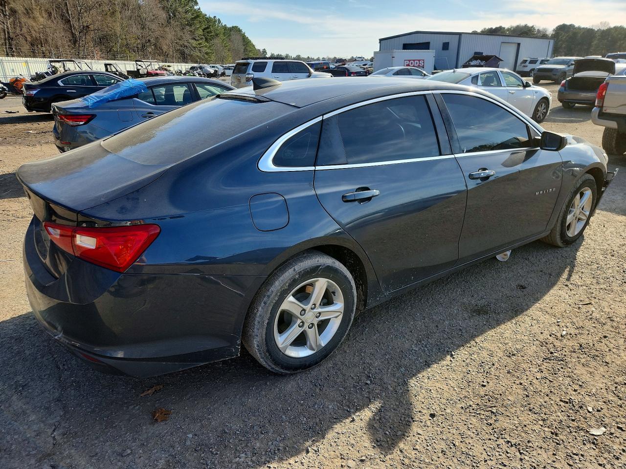 2020 Chevrolet Malibu Ls - Фото 3