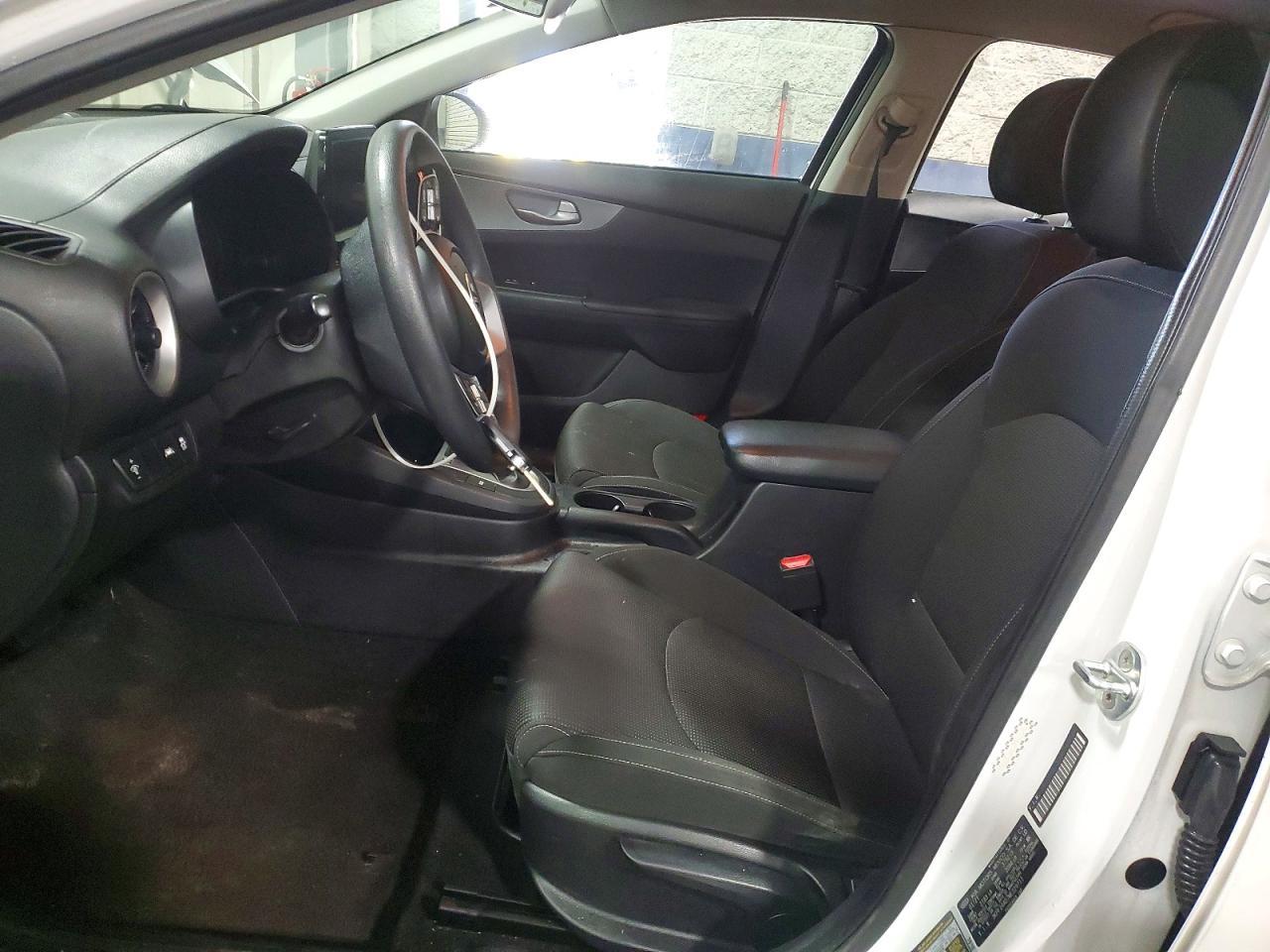 2021 Kia Forte Lxs - Image 7