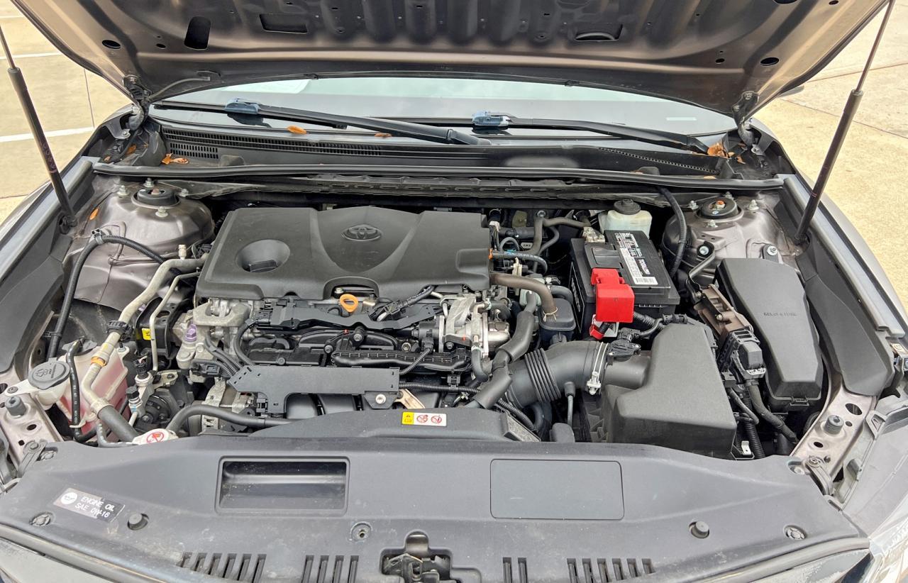 2020 Toyota Camry Le - Фото 7