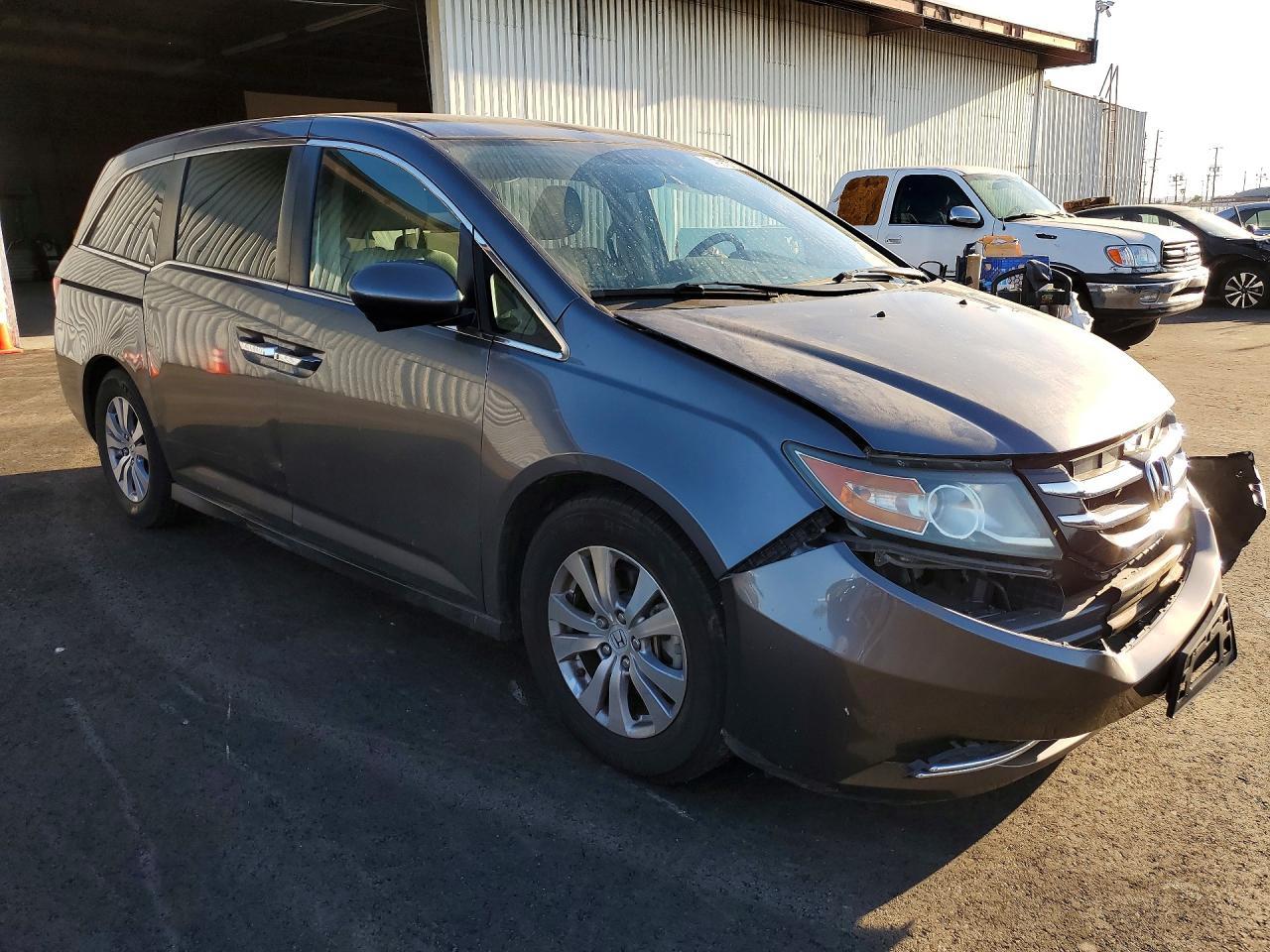 2016 Honda Odyssey Se - Фото 4