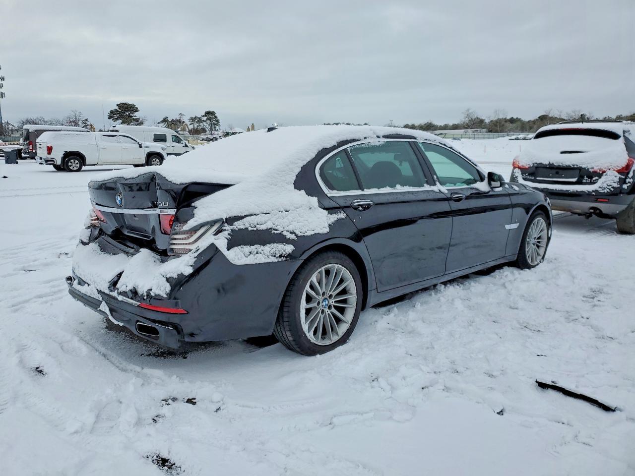 2013 BMW 750 Li - Фото 3