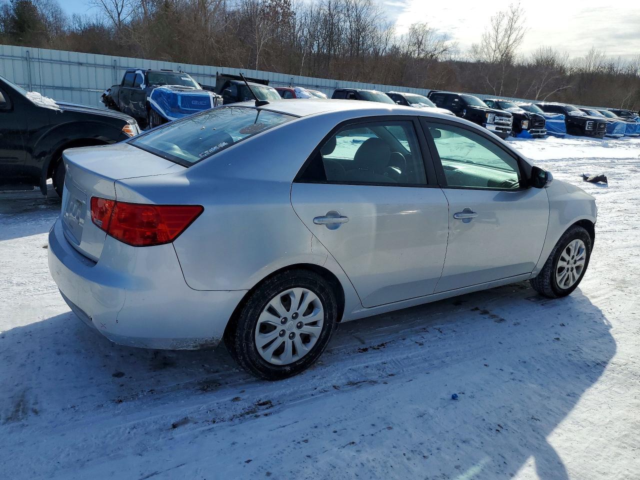 2013 Kia Forte Ex - Image 3