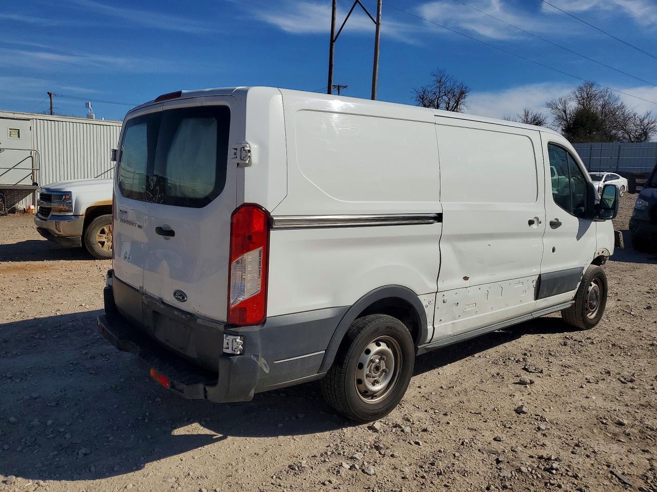 2015 Ford Transit T-150 - Фото 3