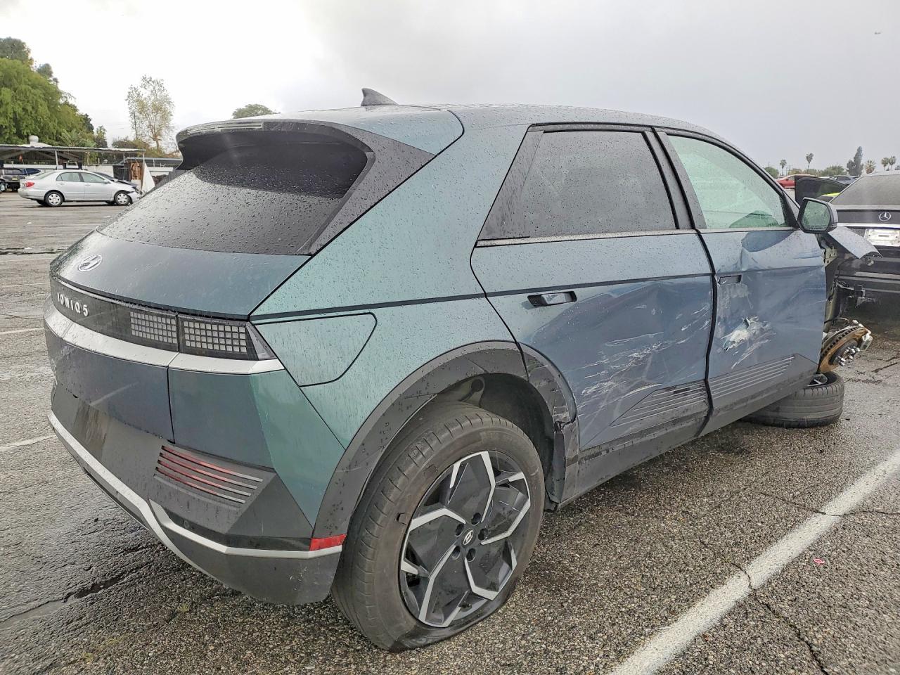 2024 Hyundai Ioniq 5 Sel - Image 3