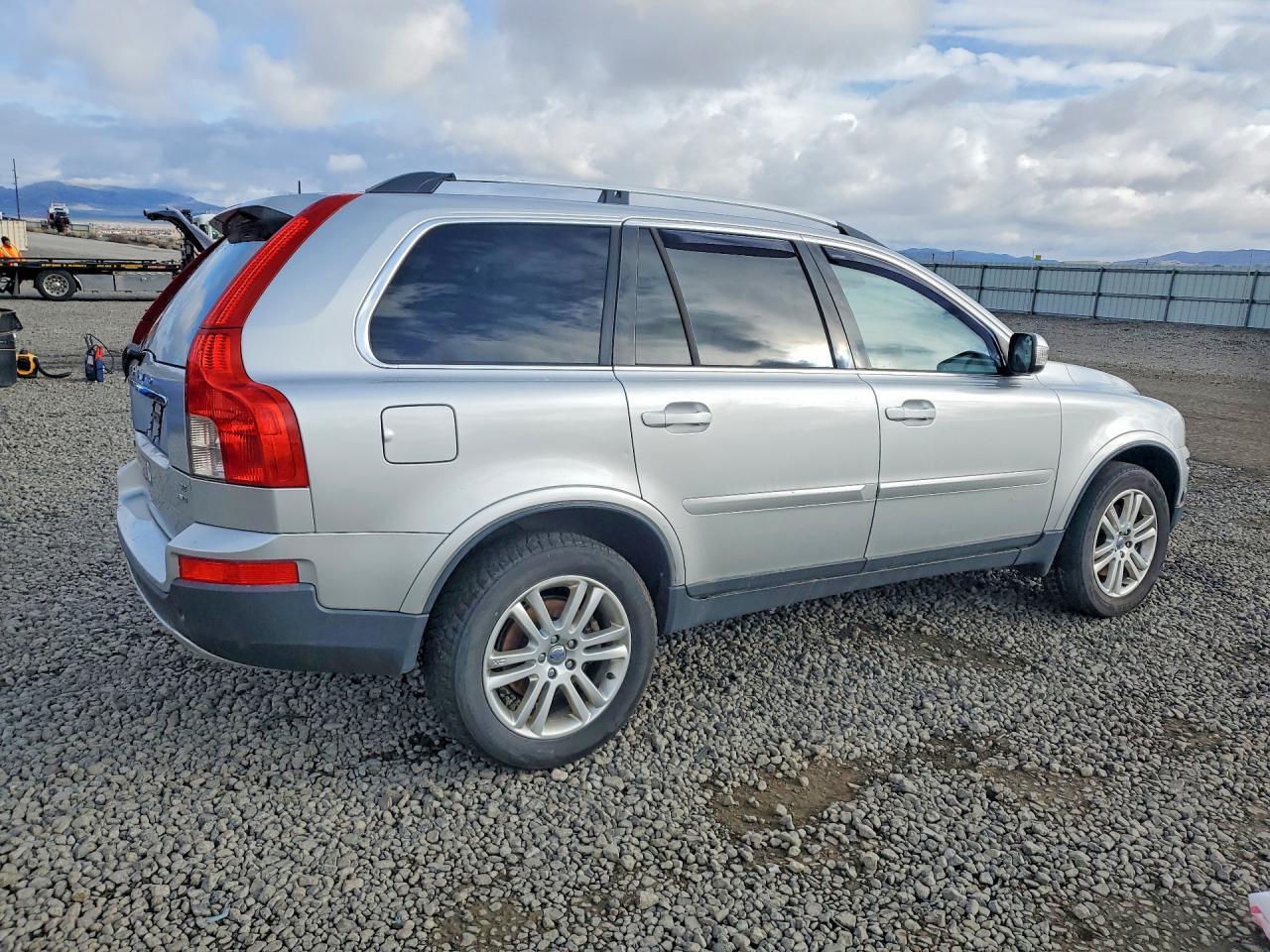 2010 Volvo Xc90 - Фото 3