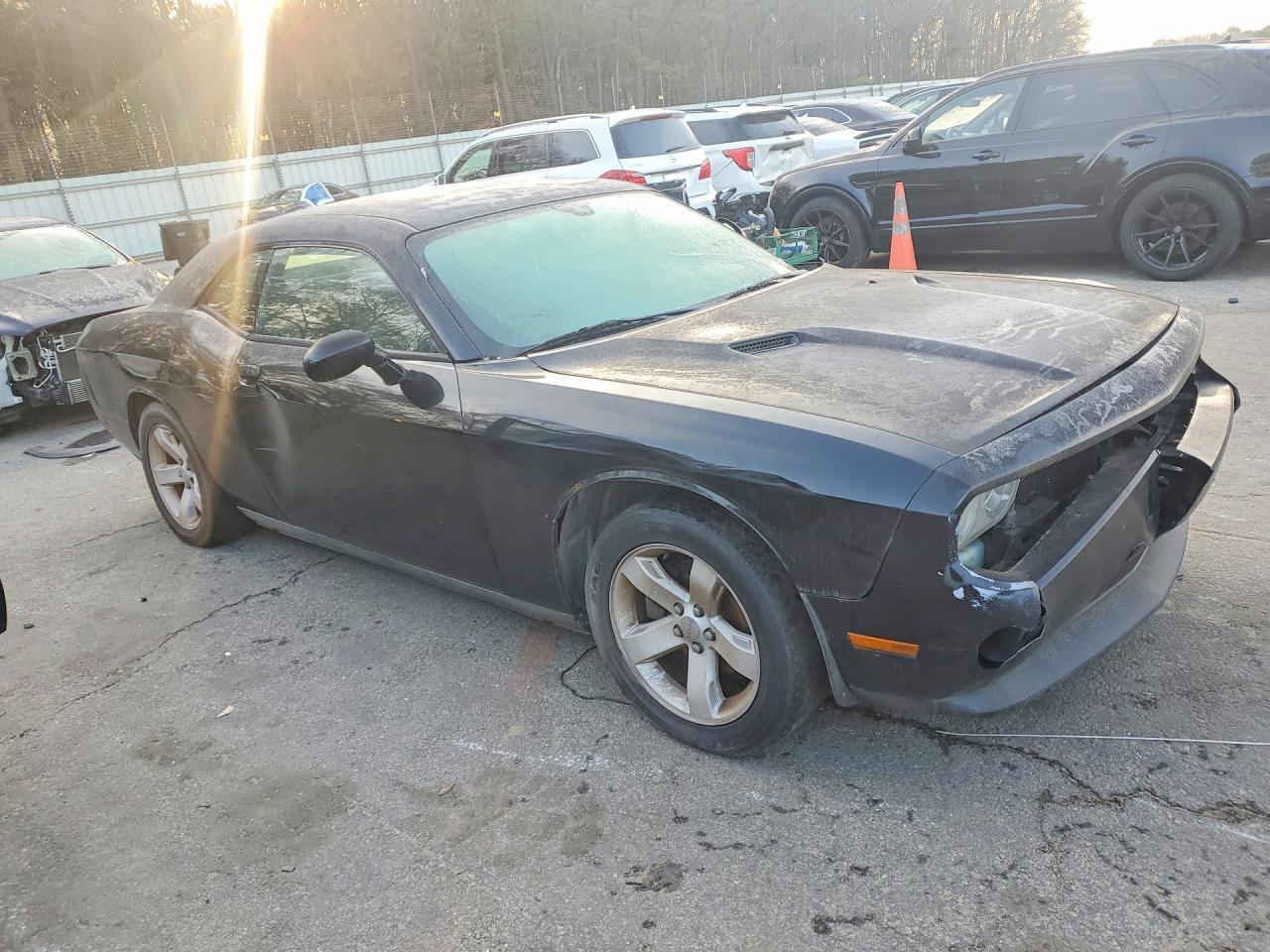 2012 Dodge Challenger Sxt - Фото 4
