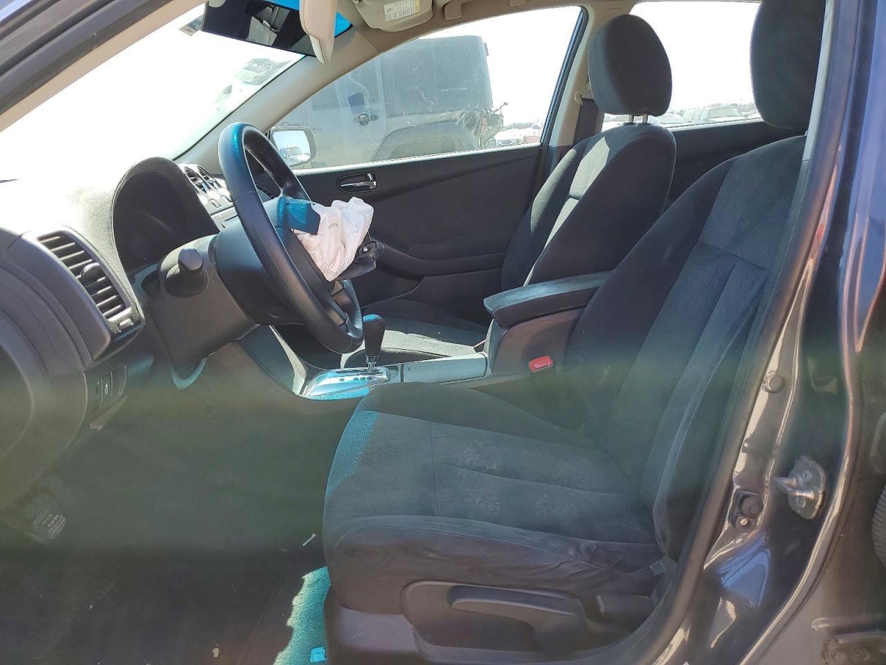 2012 Nissan Altima 2.5 - Image 7