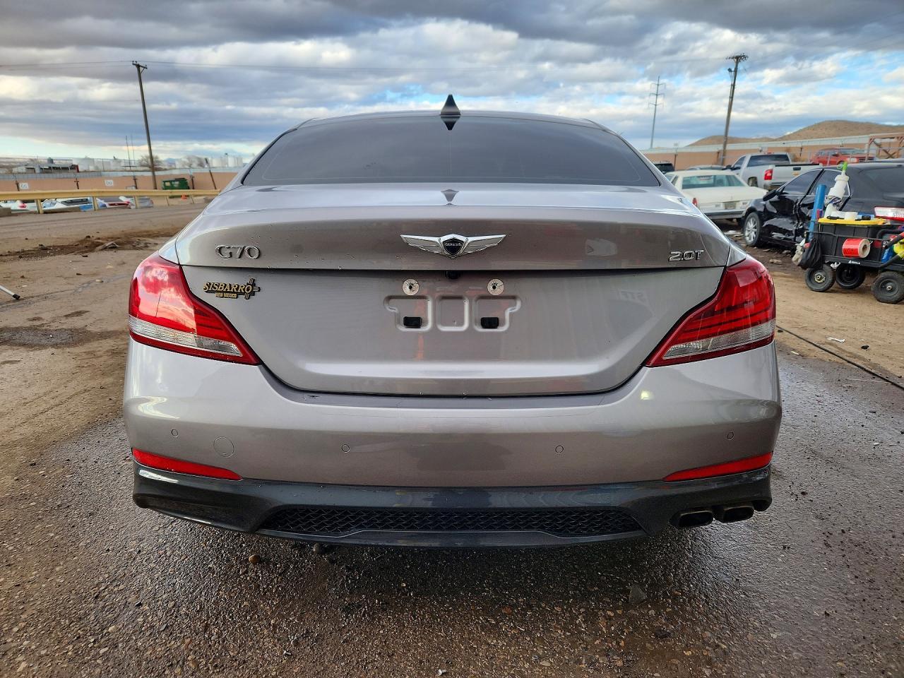 2021 Genesis G70 2.0T - Image 6