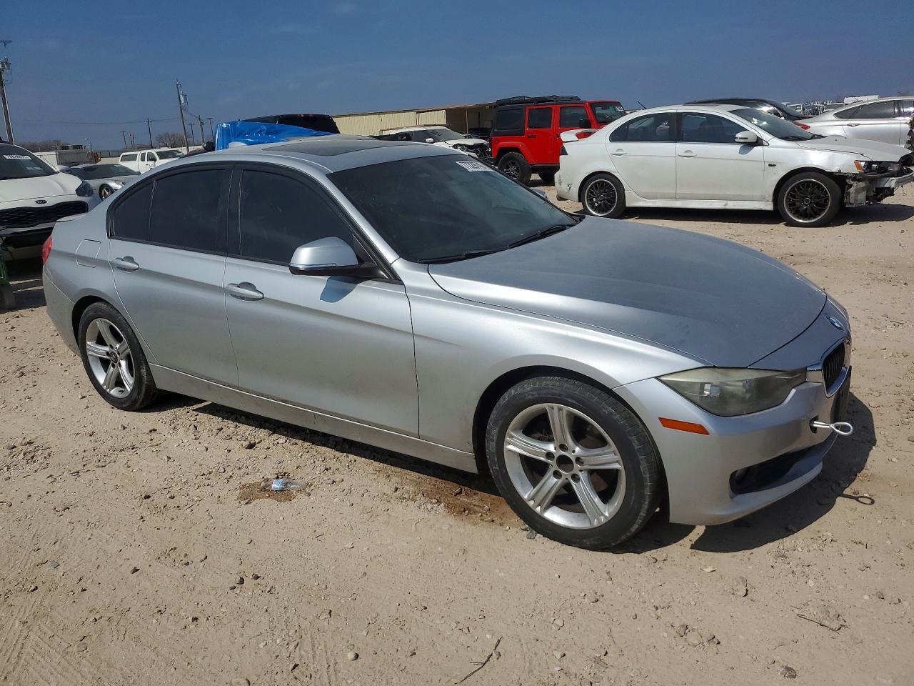 2014 BMW 320 I - Фото 4