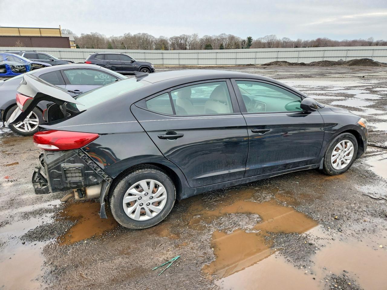 2017 Hyundai Elantra Se - Image 3