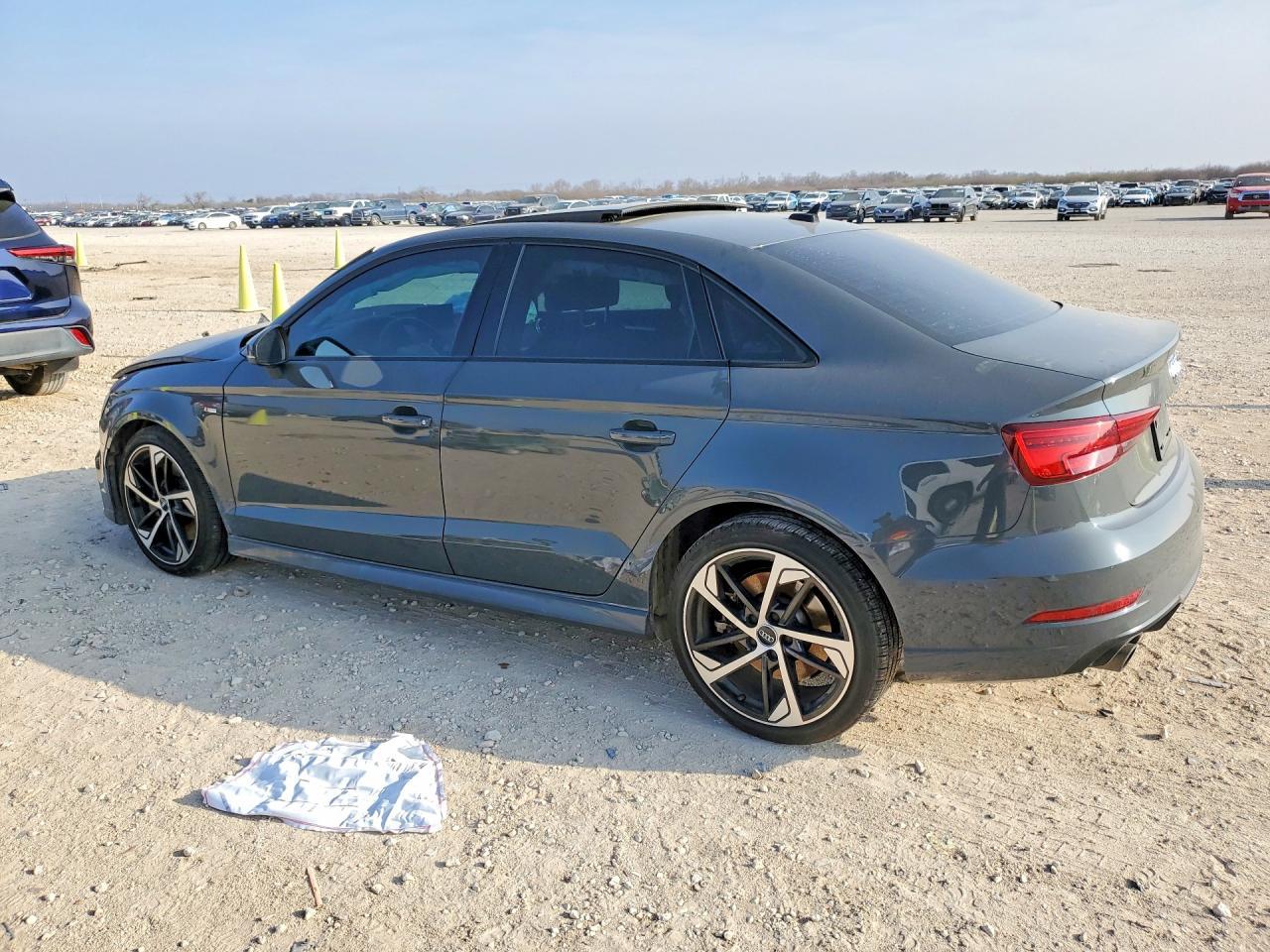 2020 Audi A3 S-Line Premium - Фото 2