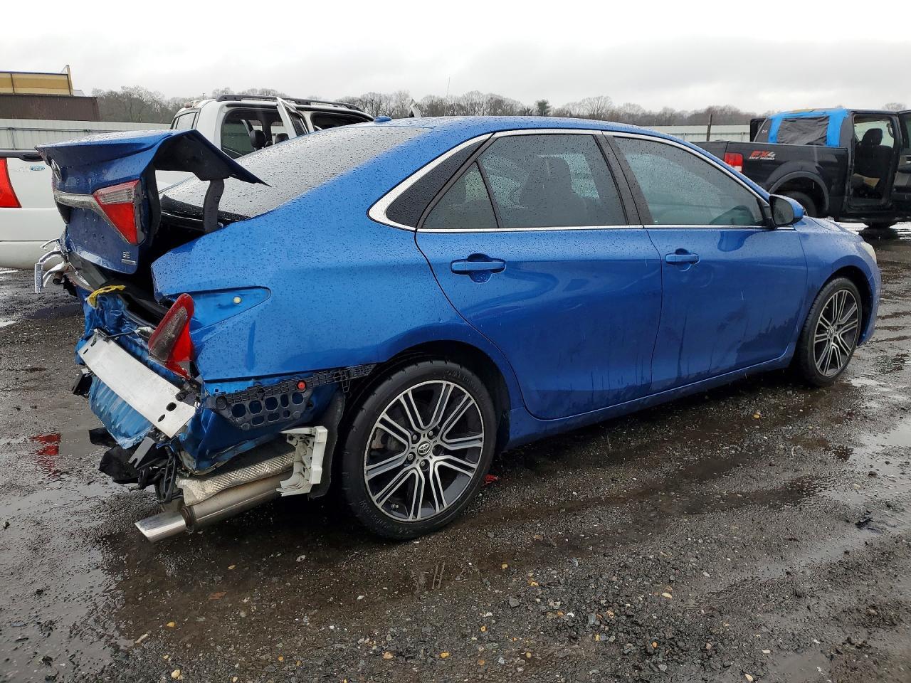 2016 Toyota Camry Special Edition - Фото 3