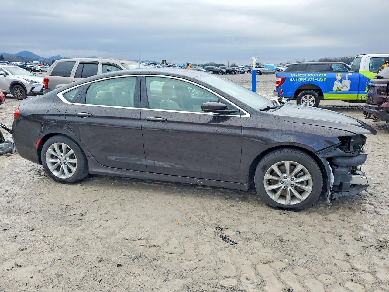 2015 Chrysler 200 C - Фото 4