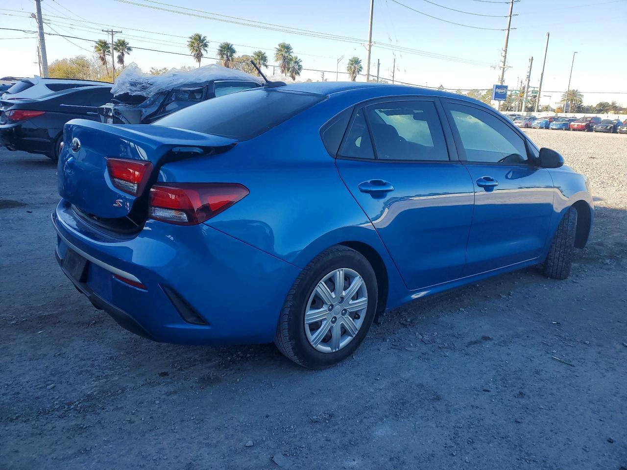 2021 Kia Rio S - Фото 3