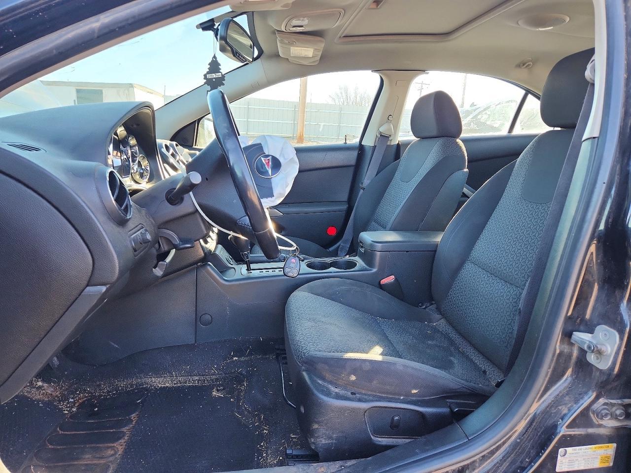 2009 Pontiac G6 - Image 7