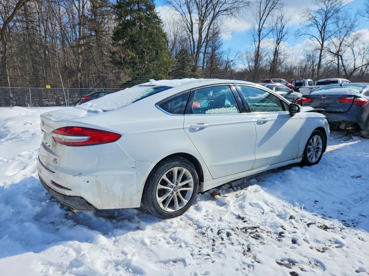 2019 Ford Fusion Se - Фото 3