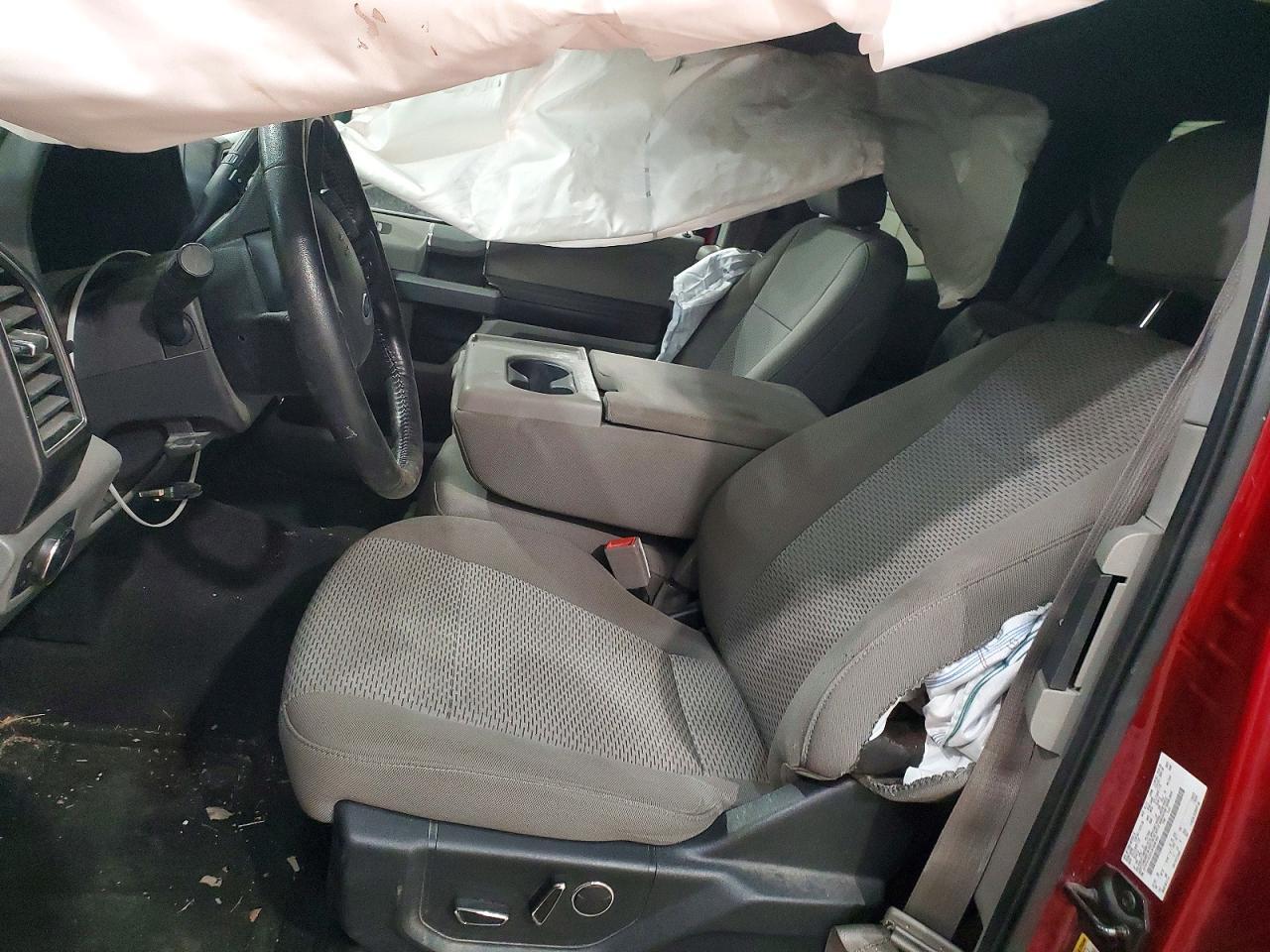 2018 Ford F150 Super Cab - Фото 7