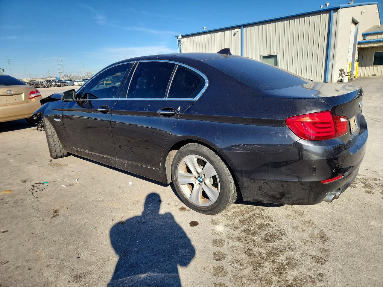 2011 BMW 5 Series 5 - Фото 2