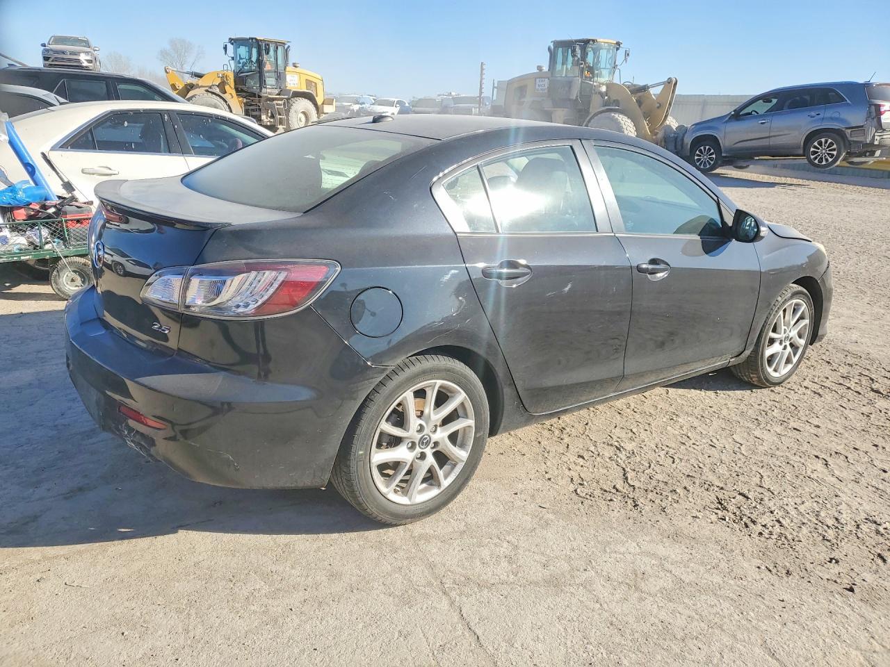 2013 Mazda 3 S - Фото 3