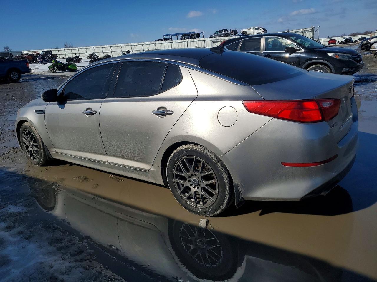 2014 Kia Optima Ex - Image 2