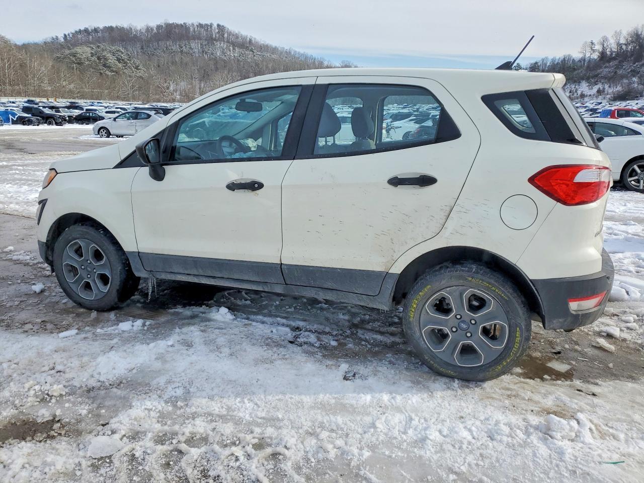 2020 Ford Ecosport S - Фото 2