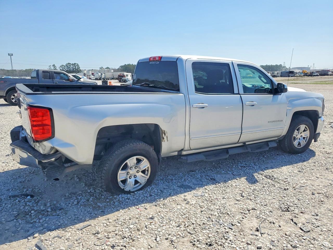 2017 Chevrolet Silverado C1500 Lt - Фото 3